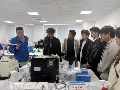 【π團(tuán)隊(duì)】雙工作室聯(lián)動調(diào)研校友企業(yè) 技術(shù)轉(zhuǎn)讓助力湖北“校友回歸”